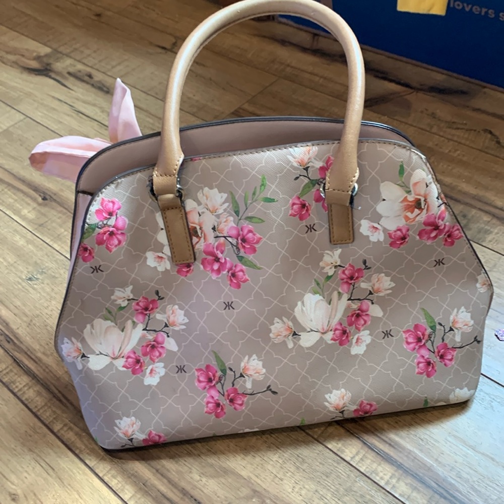 Handbag